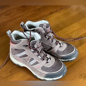 Women’s Hiking Boots  L.L Bean